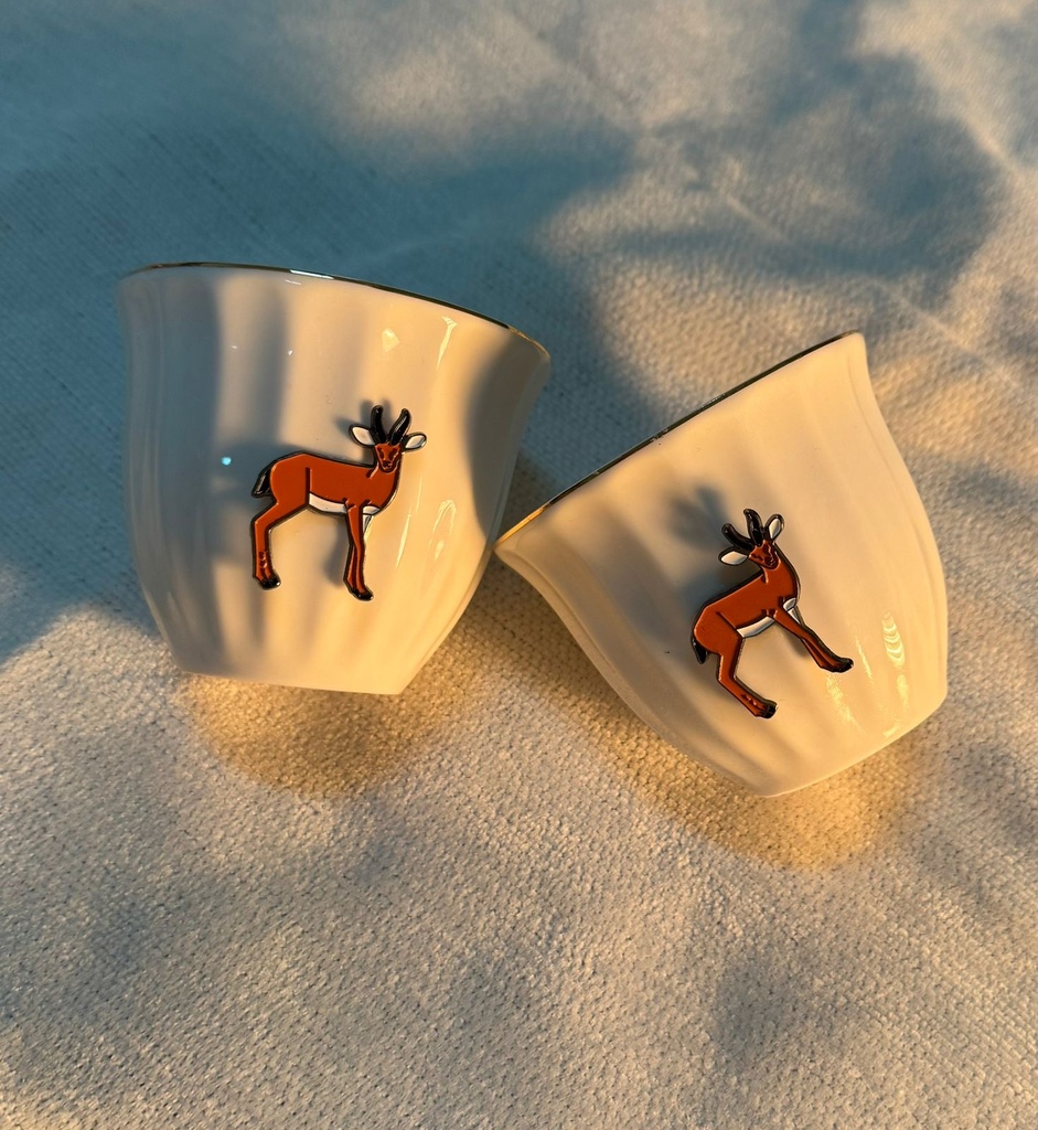 Smoker and gazelle cup