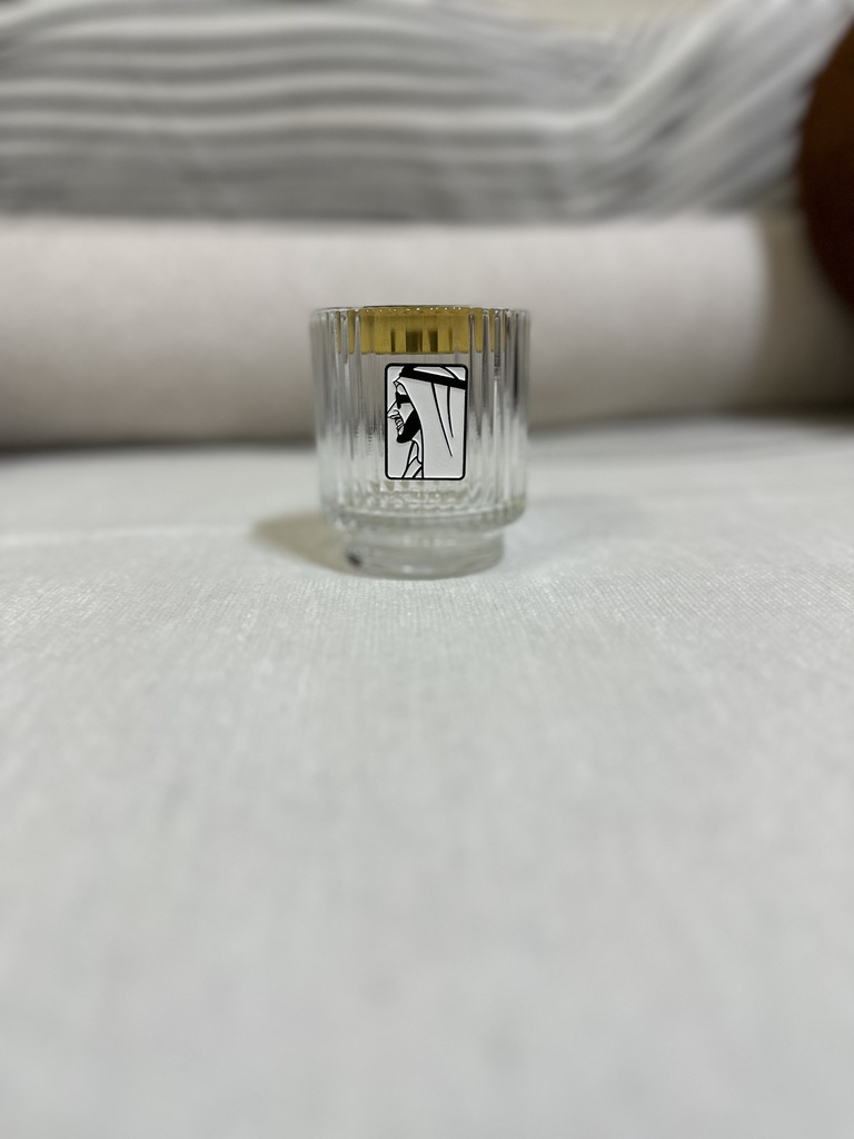 Glass smoker logo image of Zayed