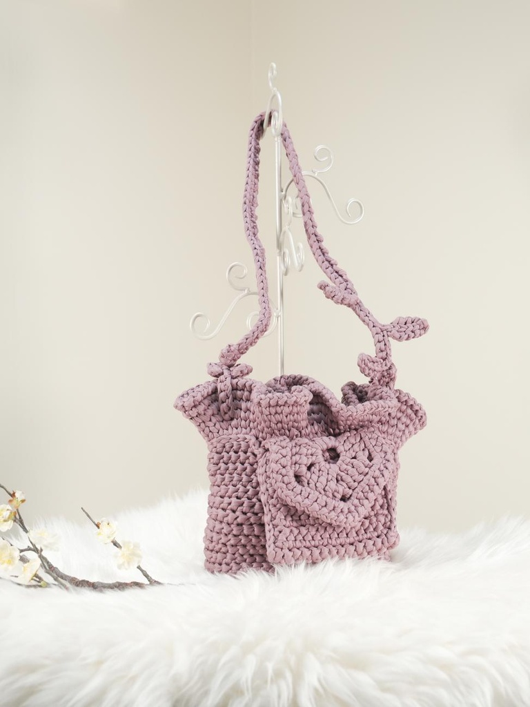 Light Purple Crochet Handbag with outer pocket
