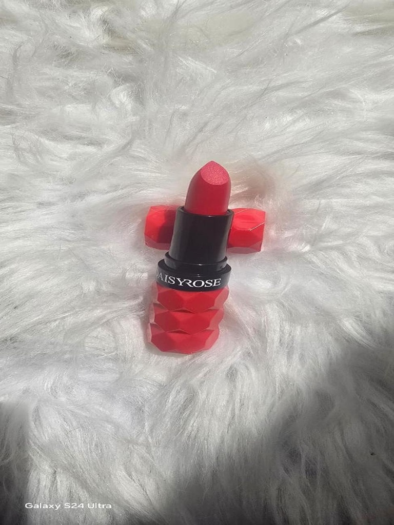 Matte Lipstick from Warda Beauty