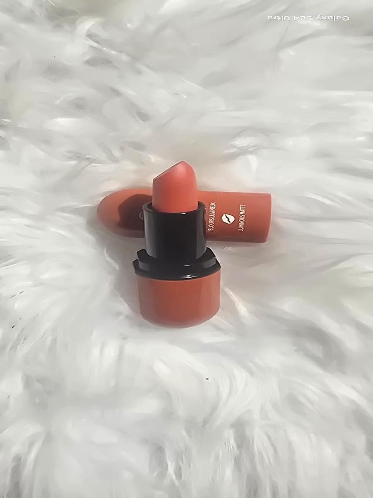 Matte Lipstick from Warda Beauty