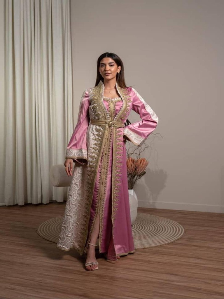 Royal luxurious caftan with Gulf-inspired touches