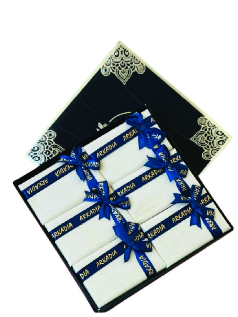 Natural laurel soap with the scent of oud and amber
