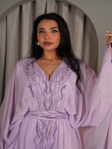 Elegant chiffon dress with hand embroidery.