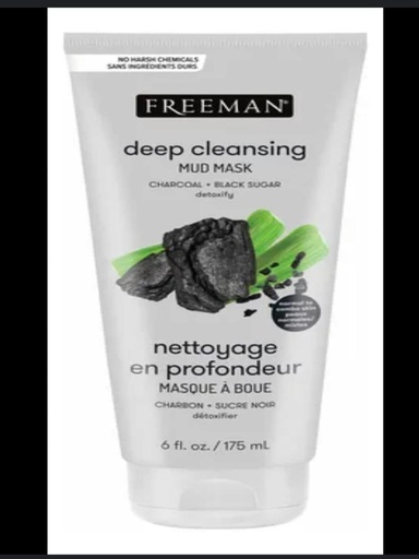 Clay face mask with charcoal and black sugar