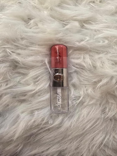 Lipstick and moisturizer from Warda Beauty