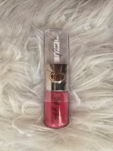 Lipstick and moisturizer from Warda Beauty