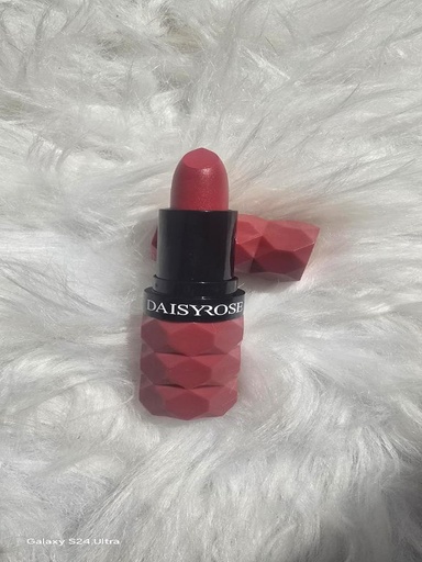 Matte Lipstick from Warda Beauty