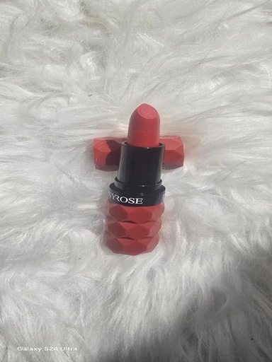 Matte Lipstick from Warda Beauty