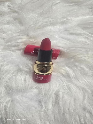 Matte lipstick from Warda Beauty