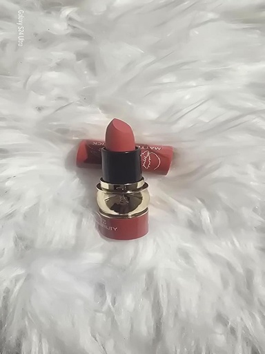 Matte Lipstick from Warda Beauty
