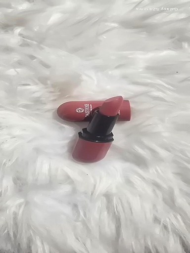 Matte Lipstick from Warda Beauty