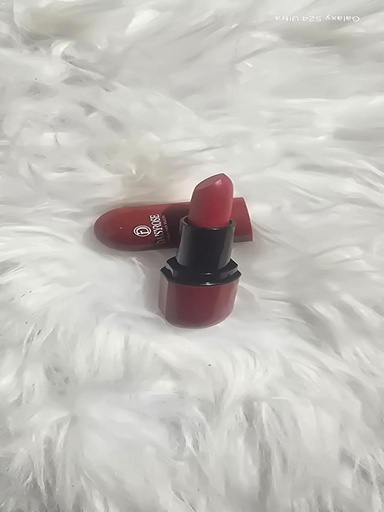 Matte Lipstick from Warda Beauty