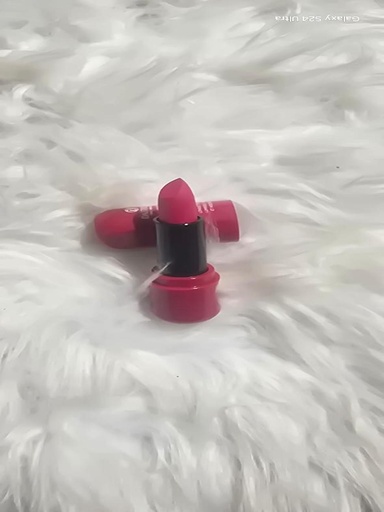Matte Lipstick from Warda Beauty