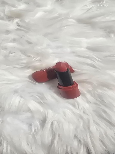 Matte Lipstick from Warda Beauty