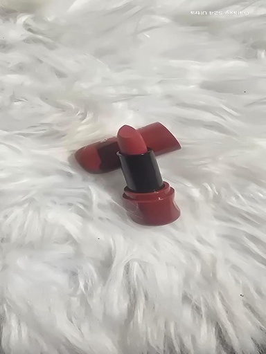 Matte Lipstick from Warda Beauty