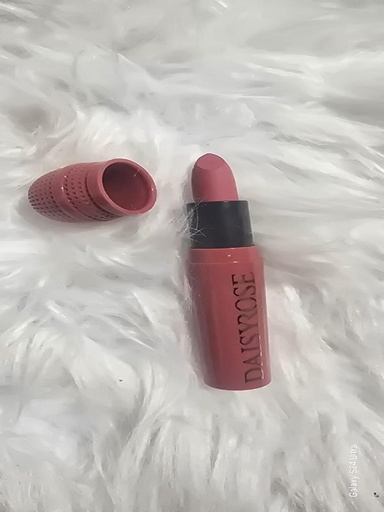 Matte Lipstick from Warda Beauty