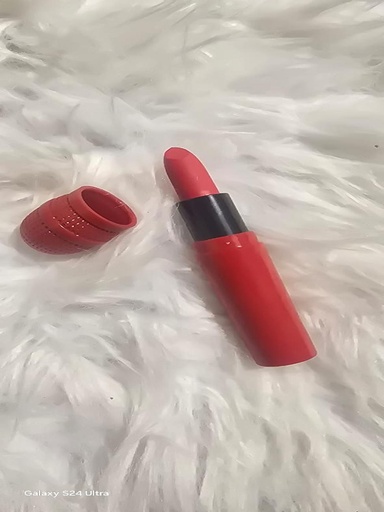 Matte Lipstick from Warda Beauty