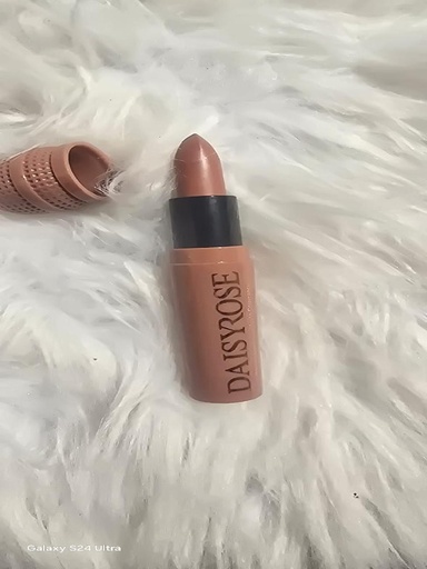 Matte Lipstick from Warda Beauty