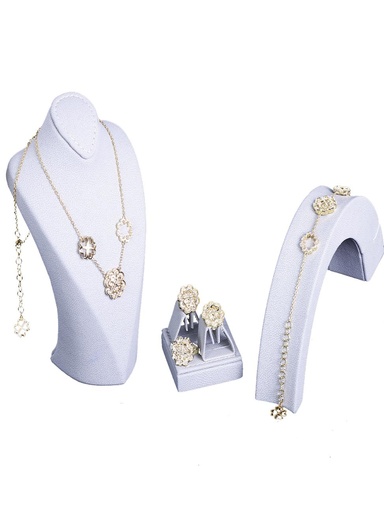 قلادة ألماسة